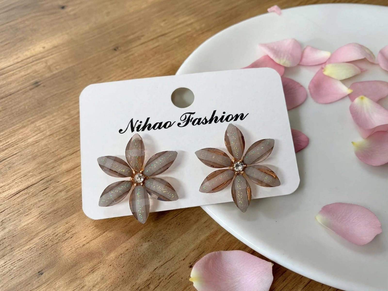 Smokey Flower Stud