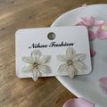 White Flower Stud